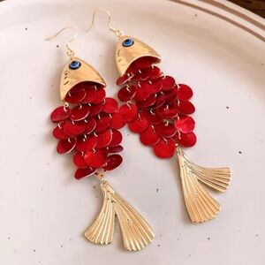 Red Fish Shell Gold Earrings